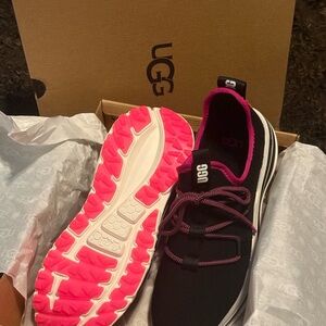 UGG Women's Sneakers in Black and Pink